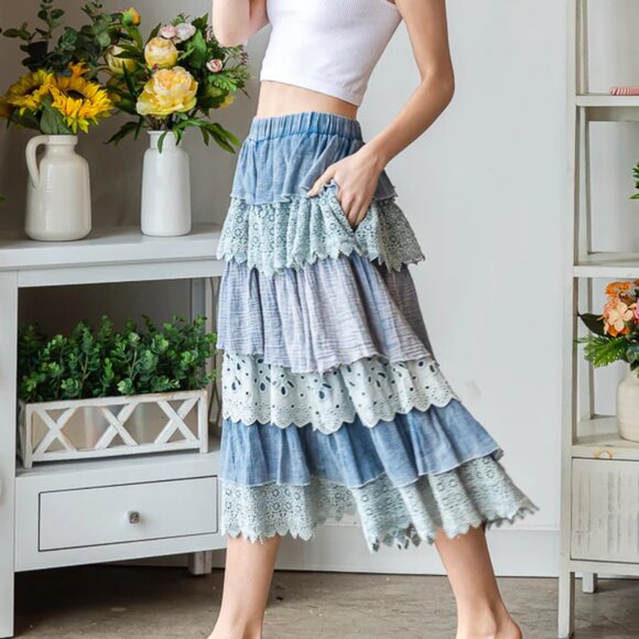 097 Oli & Hali Washed Mix Media Tiered Wide Leg Cropped Pants NEW Size Small - Picture 9 of 11